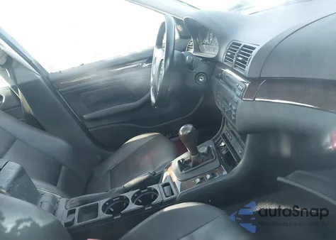 2005 BMW 325Xi from USA, damaged, VIN WBAEU334X5PR14889